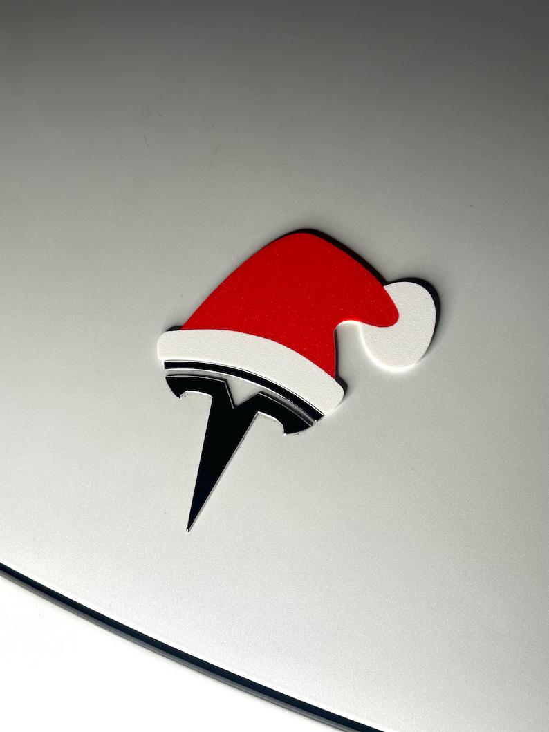 Festive Tesla Emblem Overlays for Santa Hat and Reindeer🎅🦌🚗