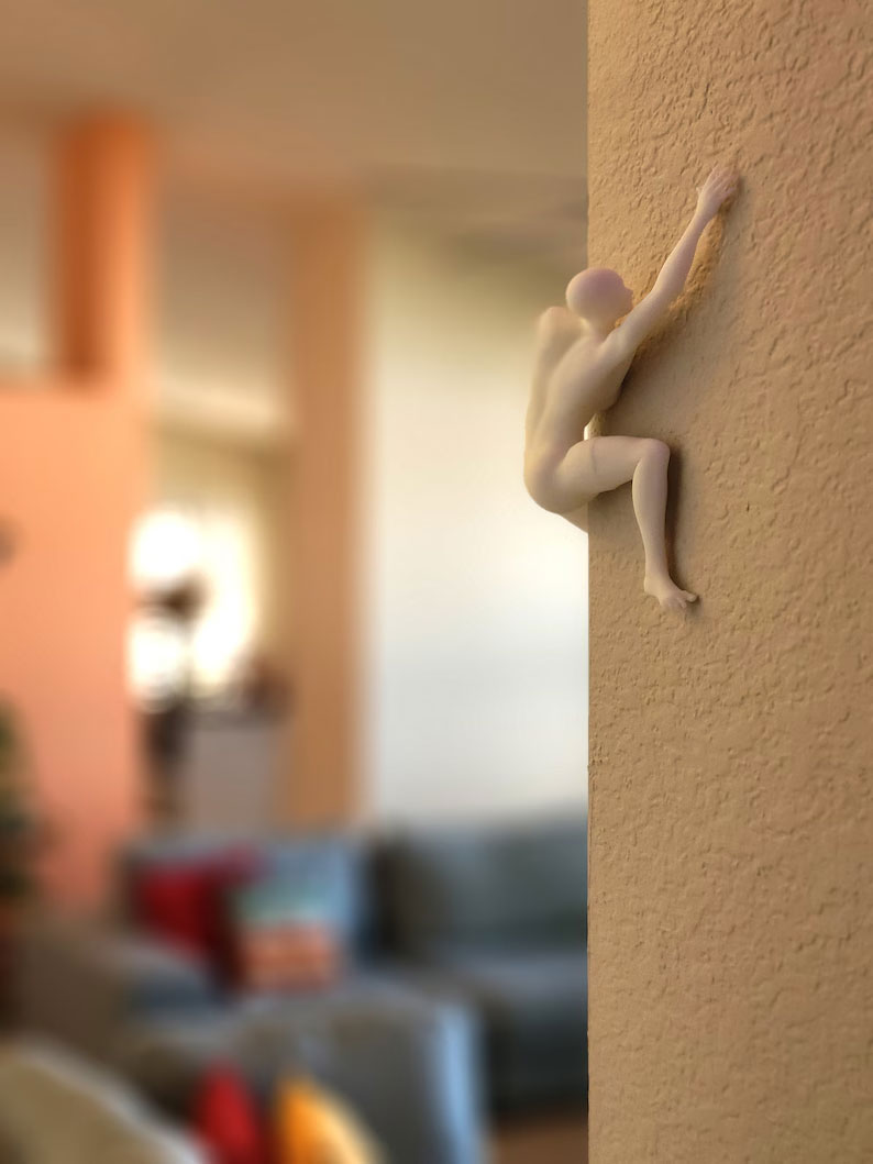 <strong>⏱️Last Day 60% OFF</strong> - Unique Climber Sculpture Wall Decor <strong>(Buy 3 Get 1 Free & Free Shipping, Today Only!)</strong>