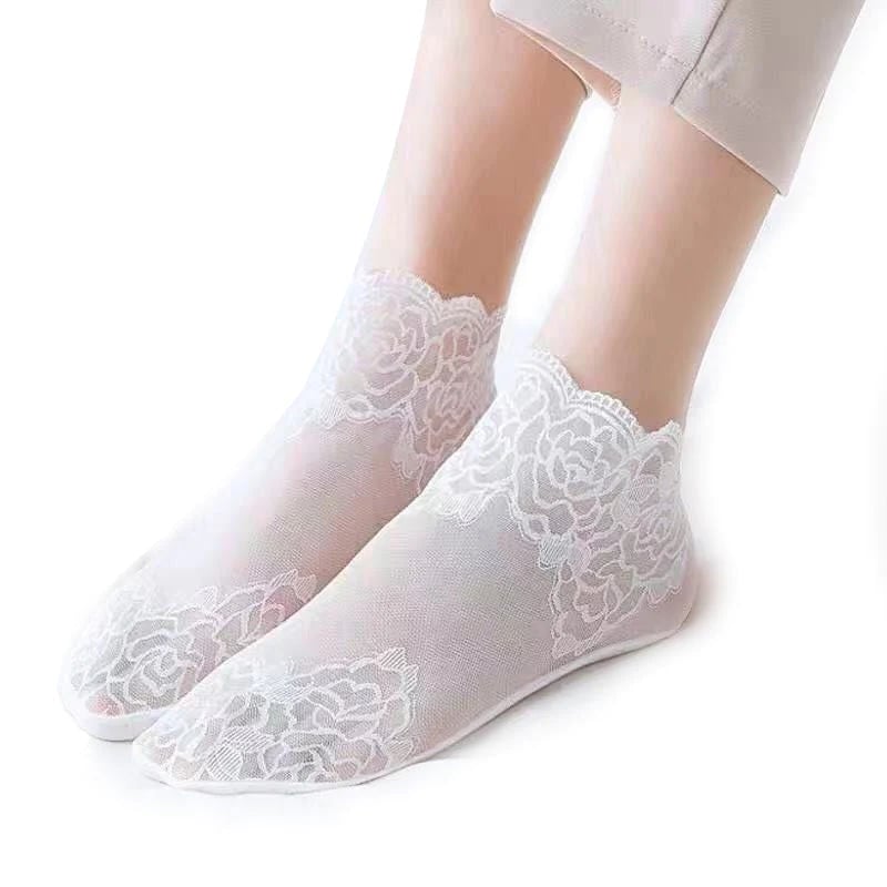 🌹Modische Spitzensocken für Damen