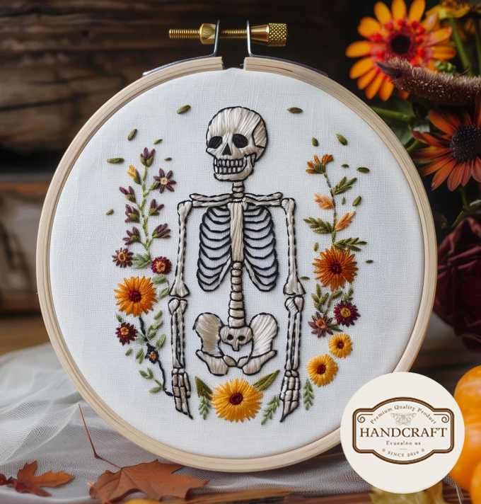 💖Halloween Embroidery KIT - Very easy to get started