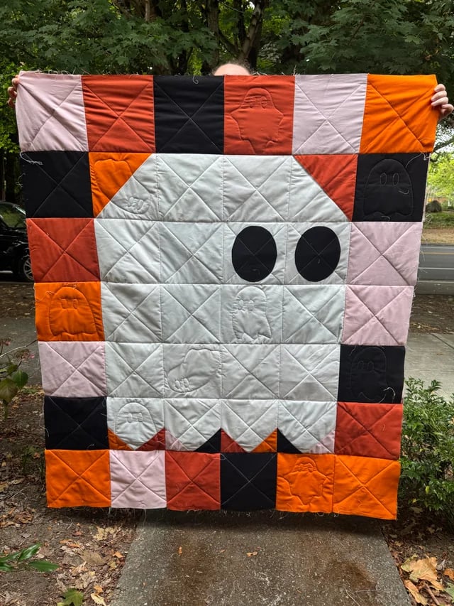 👻 The Little Haunts Quilt – Spooky & Cozy Patchwork