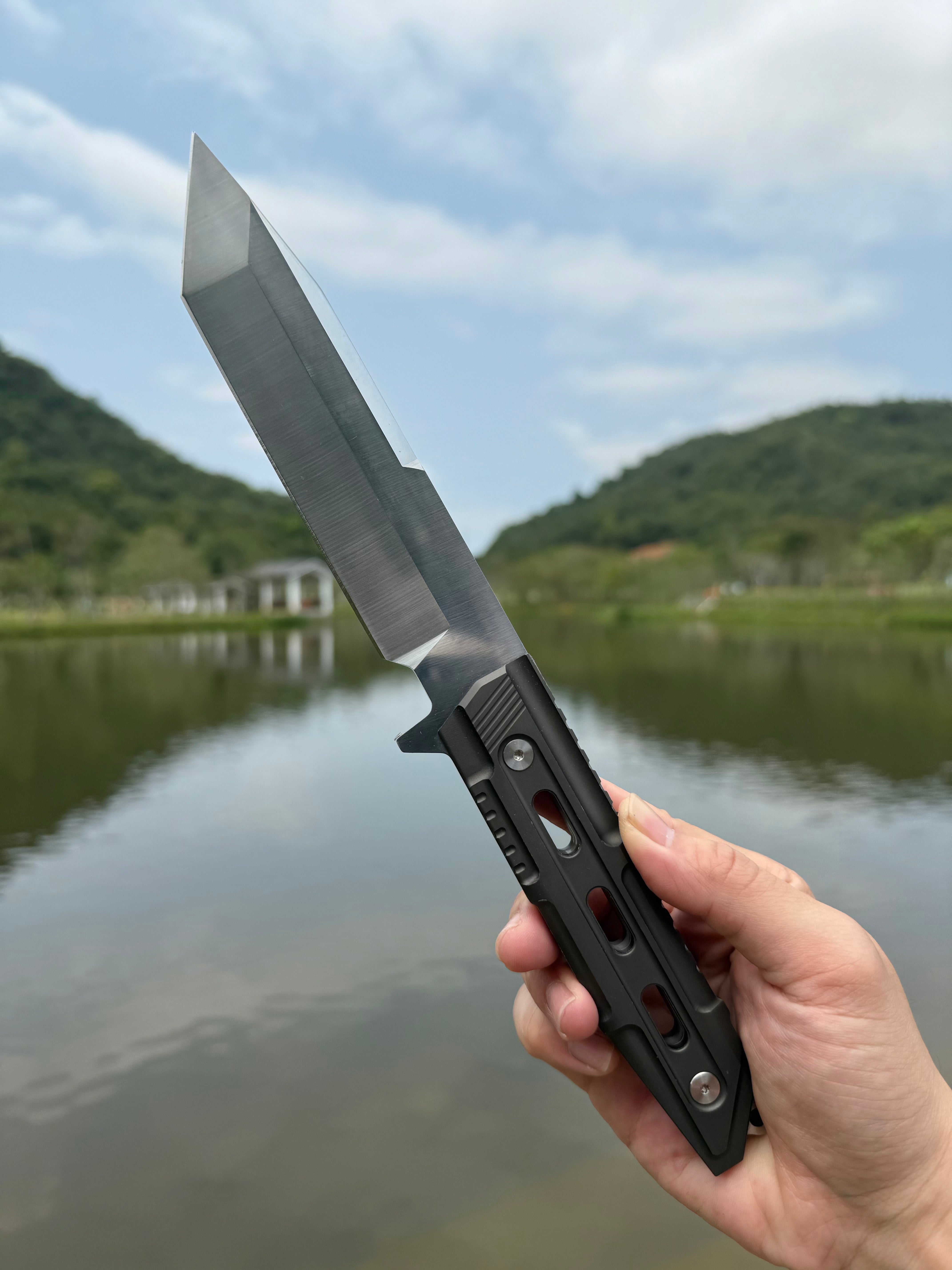 Bedrock Survival Knife