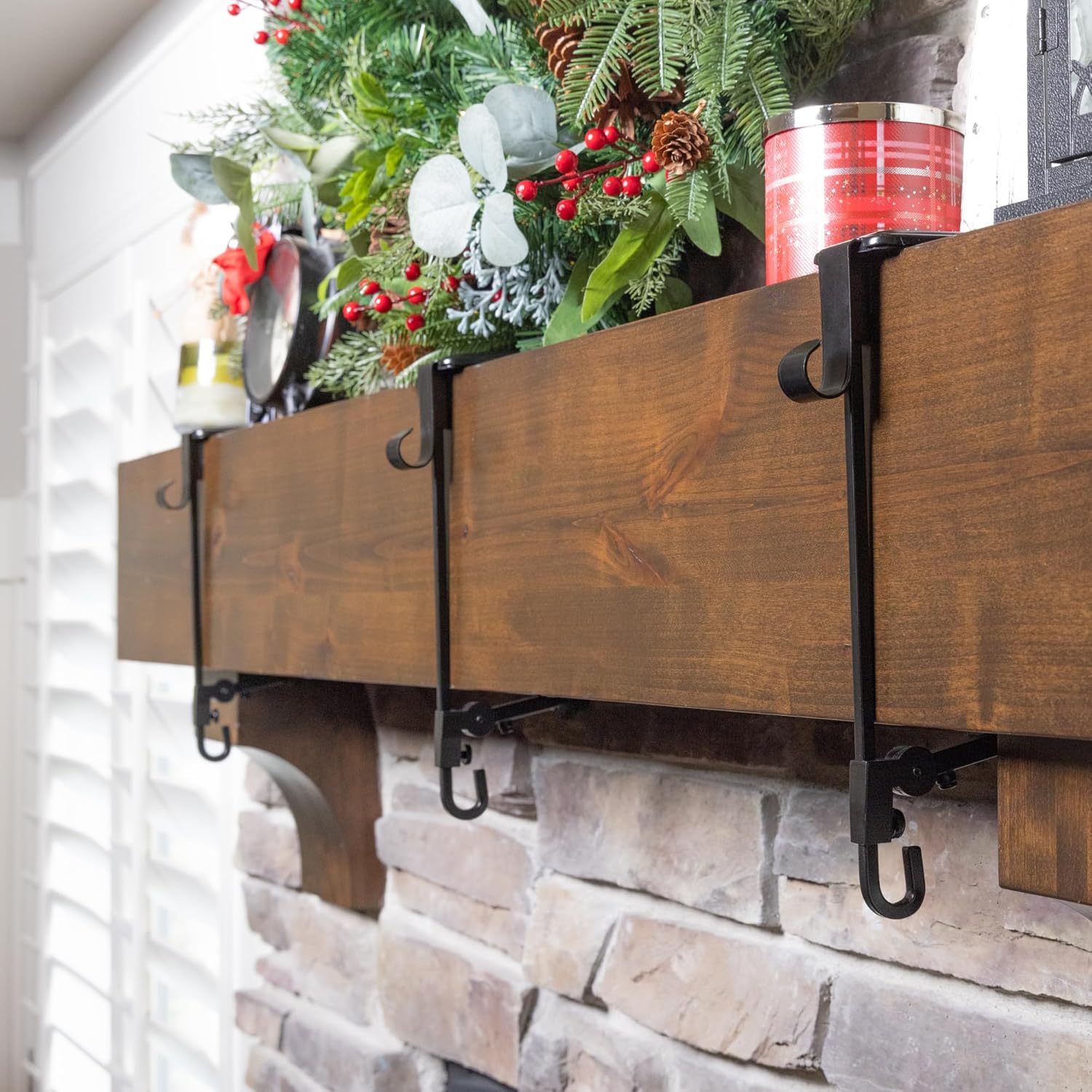 (🎄Christmas Sales 49% OFF) ✨️Fireplace Stocking and Garland Hanger, BUY 2 FREE SHIPPING