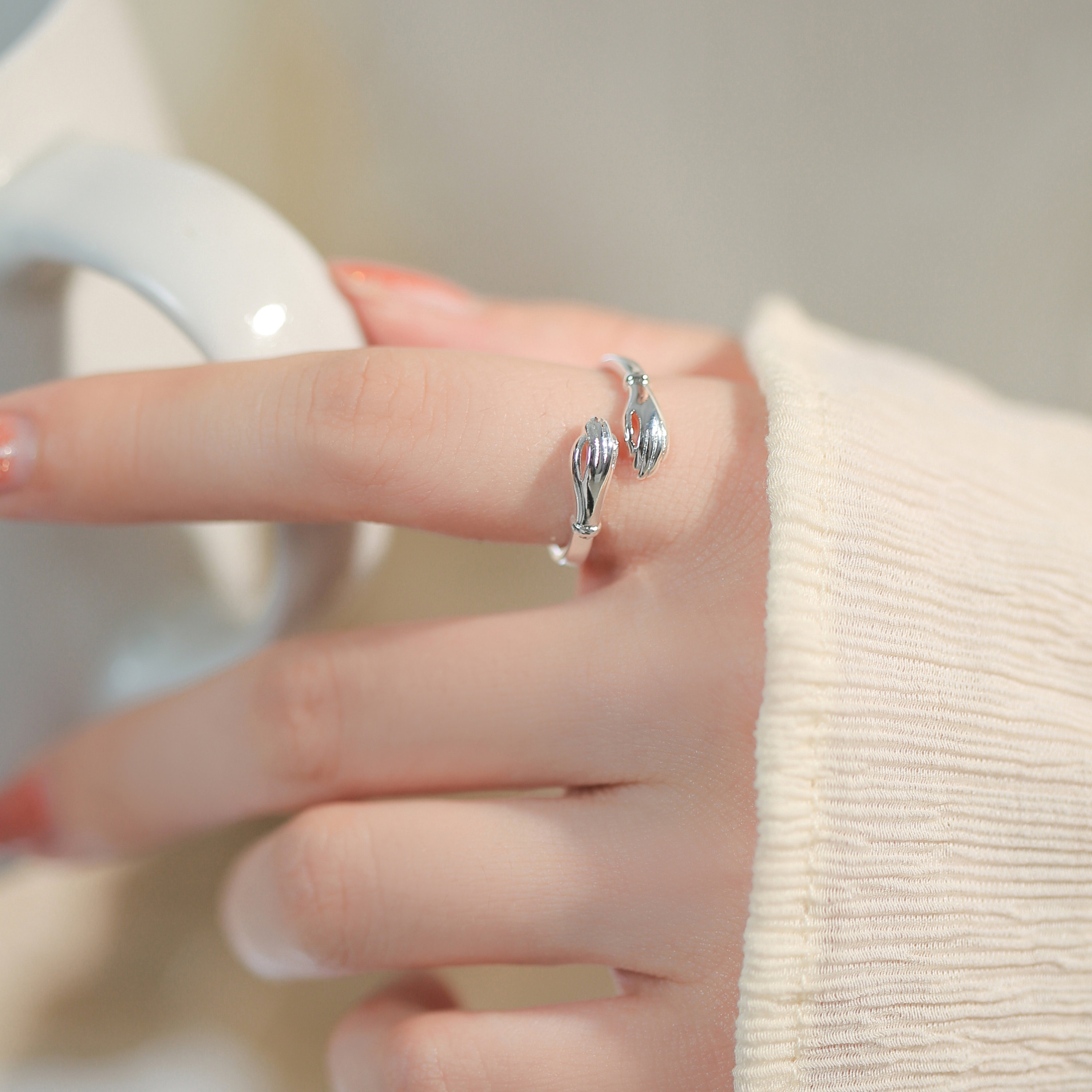 (🔥Last Day Promotion- SAVE 48% OFF)Hug Ring - THE SECOND ONE IS FREE!!!