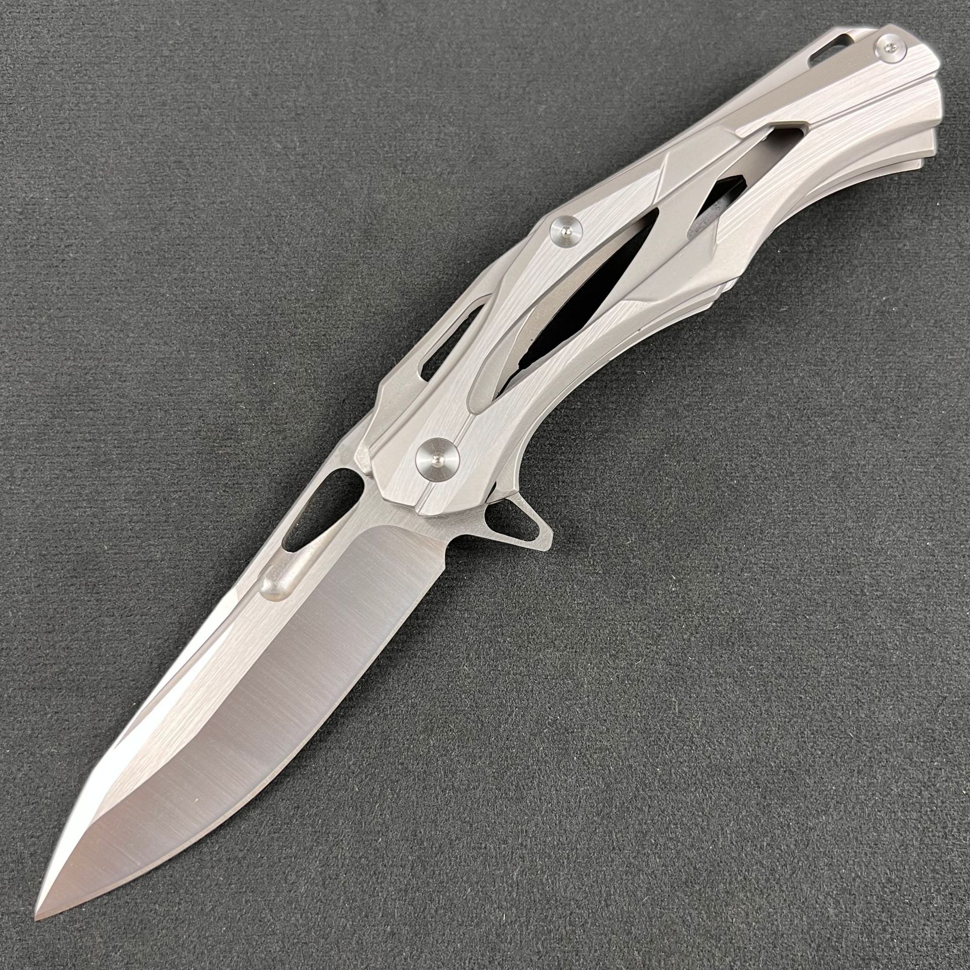 Transformers high hardness folding knife