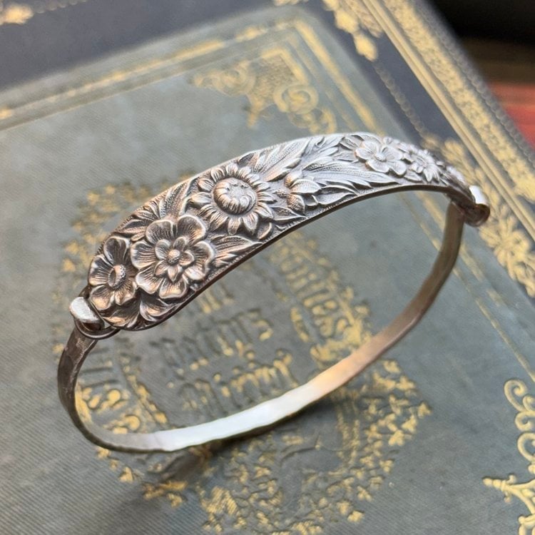 🔥LAST DAY 49% OFF✨Handmade Sterling Spoon Bangle - Crafted from Authentic Vintage Silverware
