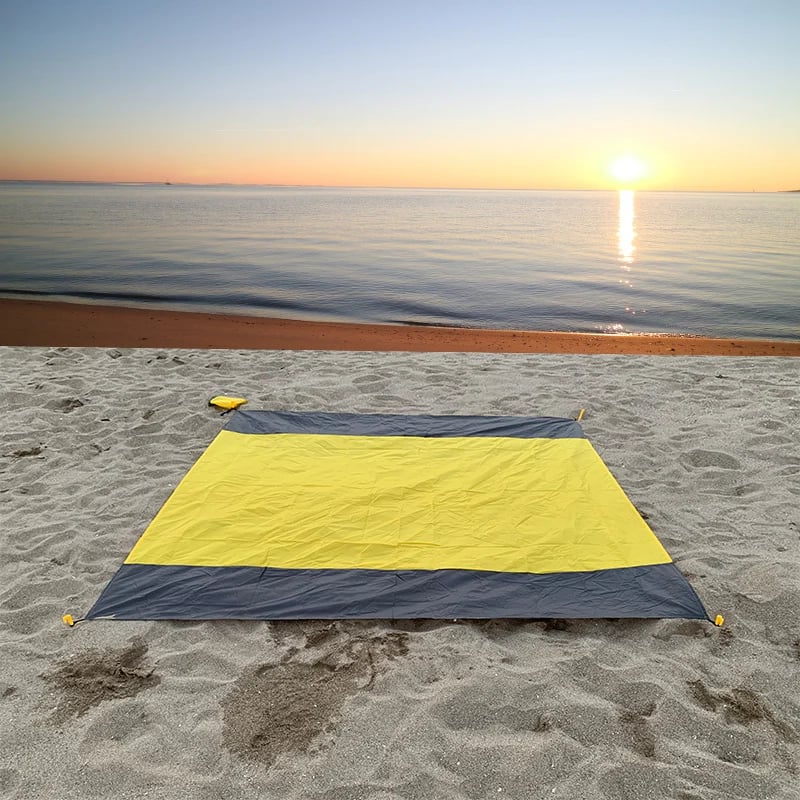 2023 HOT SUMMER SALE-Sandproof Beach Blanket Lightweight