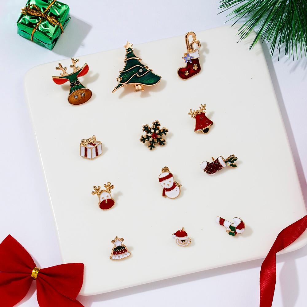 (🎅EARLY XMAS SALE - 50% OFF) 3 Piece Set Merry Christmas Brooches