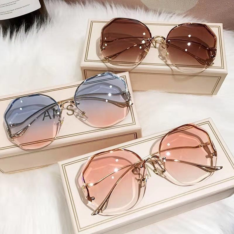 ⚡⚡Last Day Promotion 48% OFF - Fashion Vintage UV400 Ladies Oversized Square Sunglasses🔥BUY 2 FREE SHIPPING