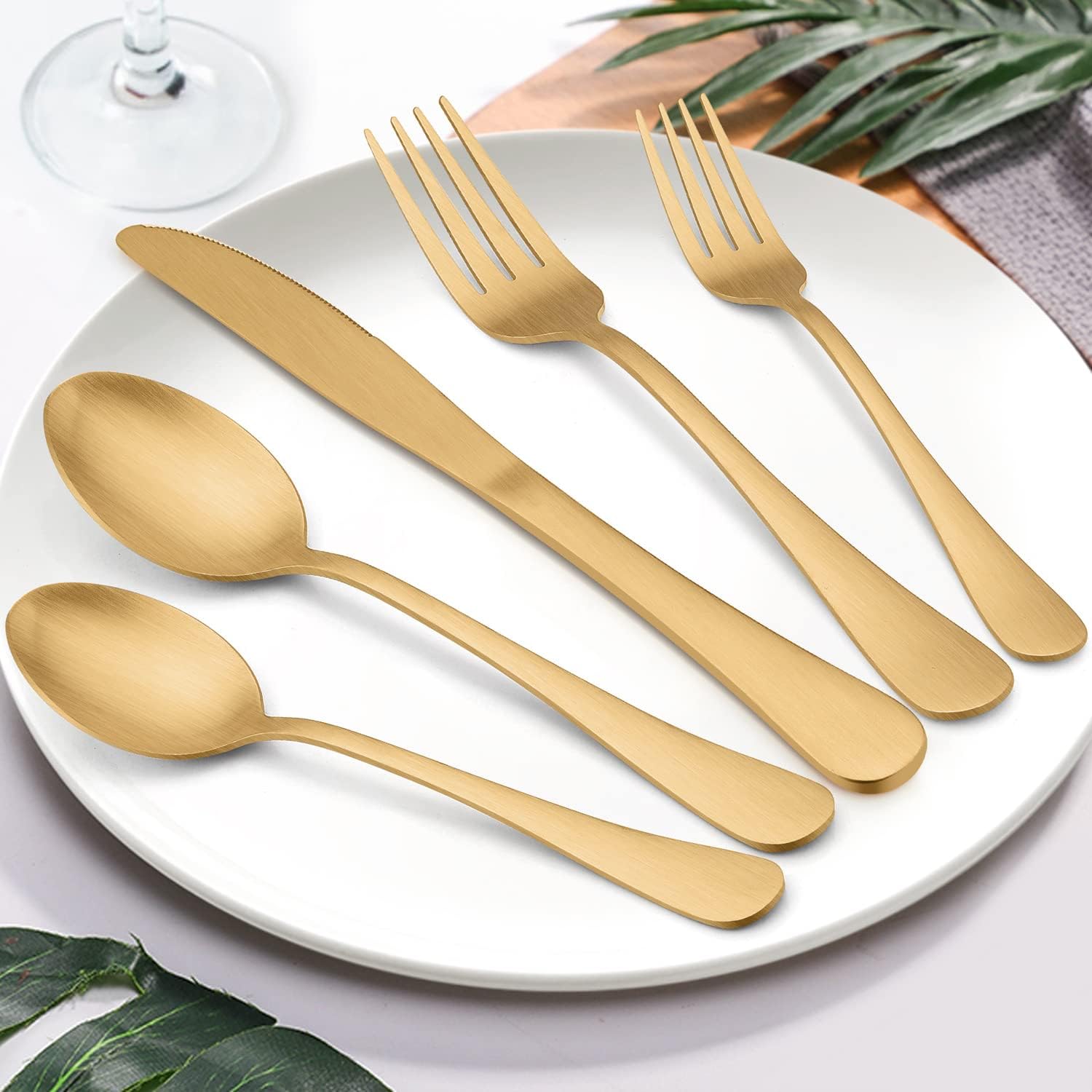 LIANYU 20 Piece Silverware Flatware Cutlery Set, Stainless Steel Utensils Service for 4, Include Knife Fork Spoon, Mirror Polished, Dishwasher Safe