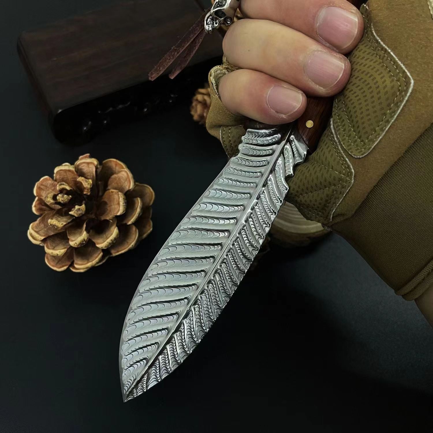 Handmade Damascus Phoenix Feather Pattern Outdoor Knife