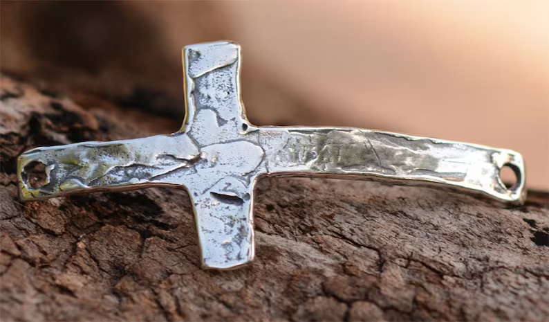 ✝️100% Handmade Unconditional Love Silver Cross Bracelet Link (𝐂𝐡𝐚𝐝 𝐒𝐦𝐢𝐭𝐡 𝐇𝐚𝐧𝐝𝐦𝐚𝐝𝐞®)