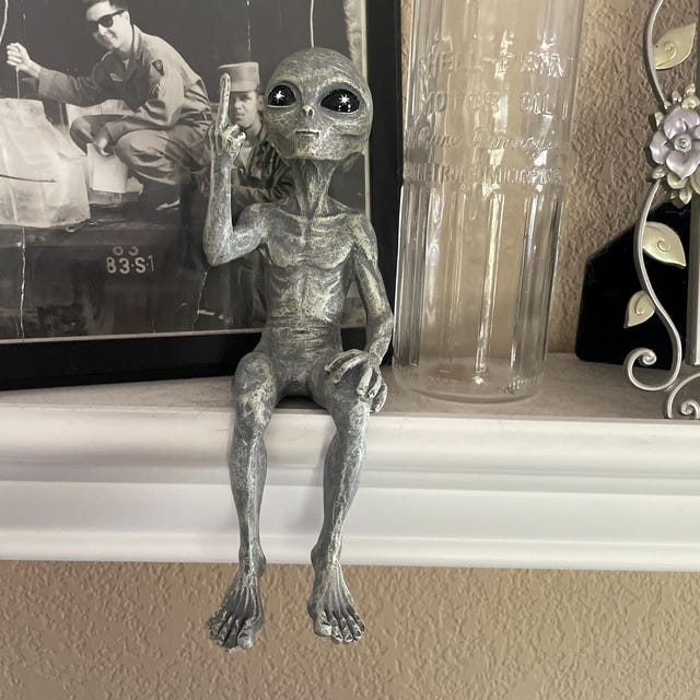 👽Rude Alien Statue