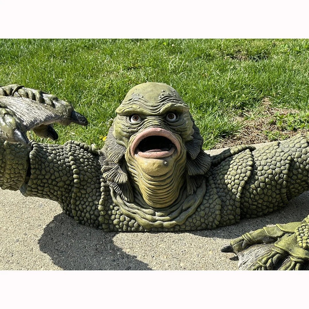 🔥 Last Day 49% OFF🔥 - Creature from the Black Lagoon Grave Walker Statue