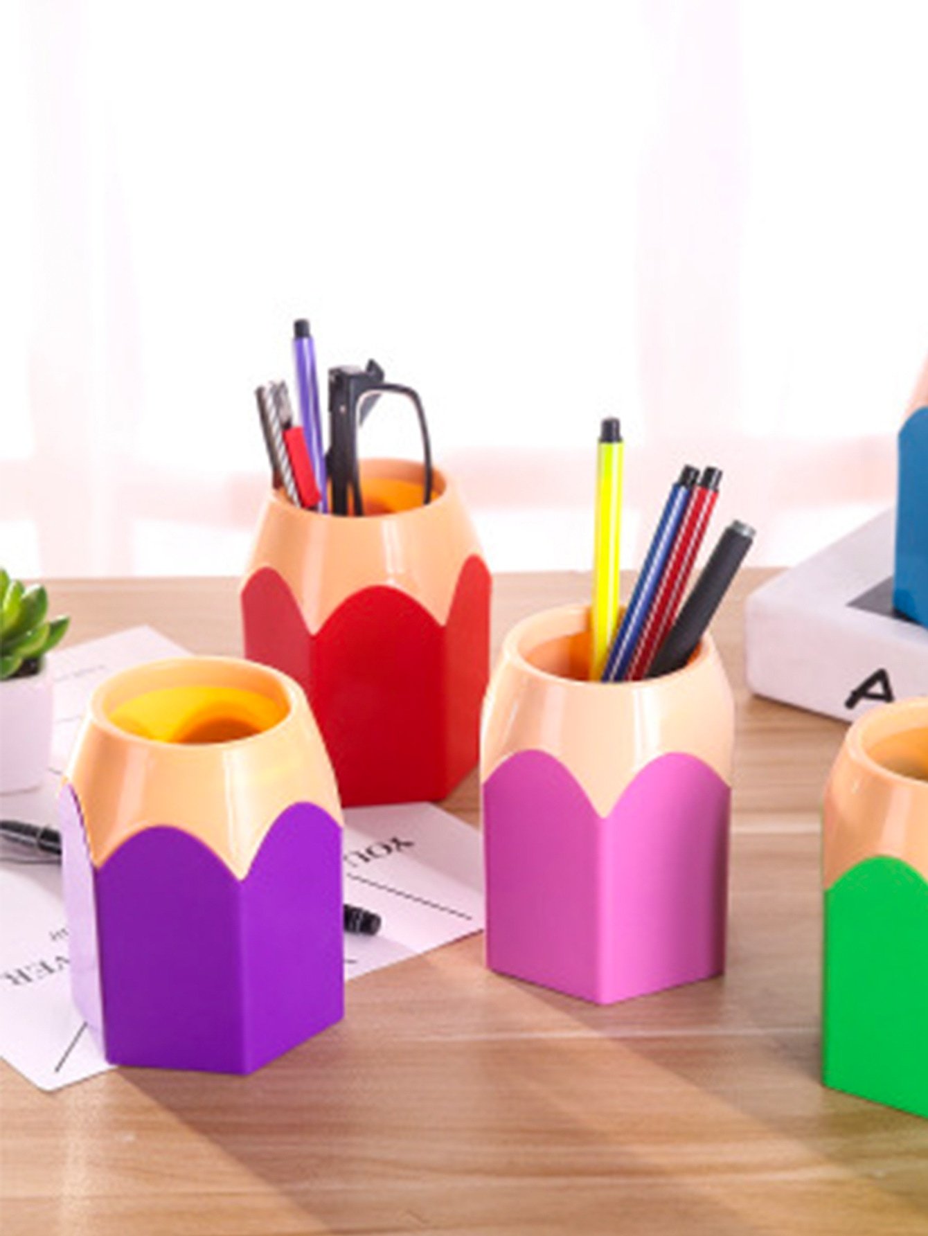 Random Color Pencil Shaped Pen Holder 1pc