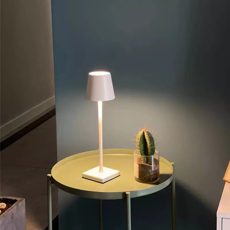 Wireless Table Lamp