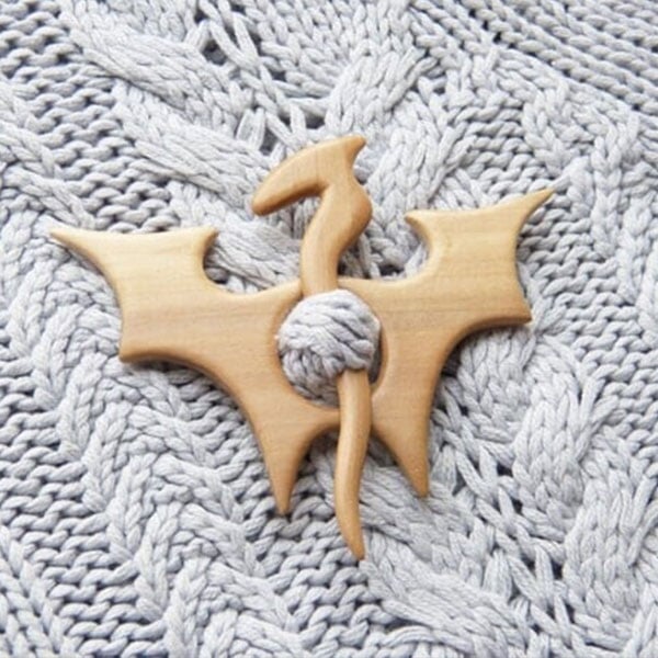 🔥LAST DAY 50% OFF🔥Brooch pin with wooden animal pattern (sweater clip)