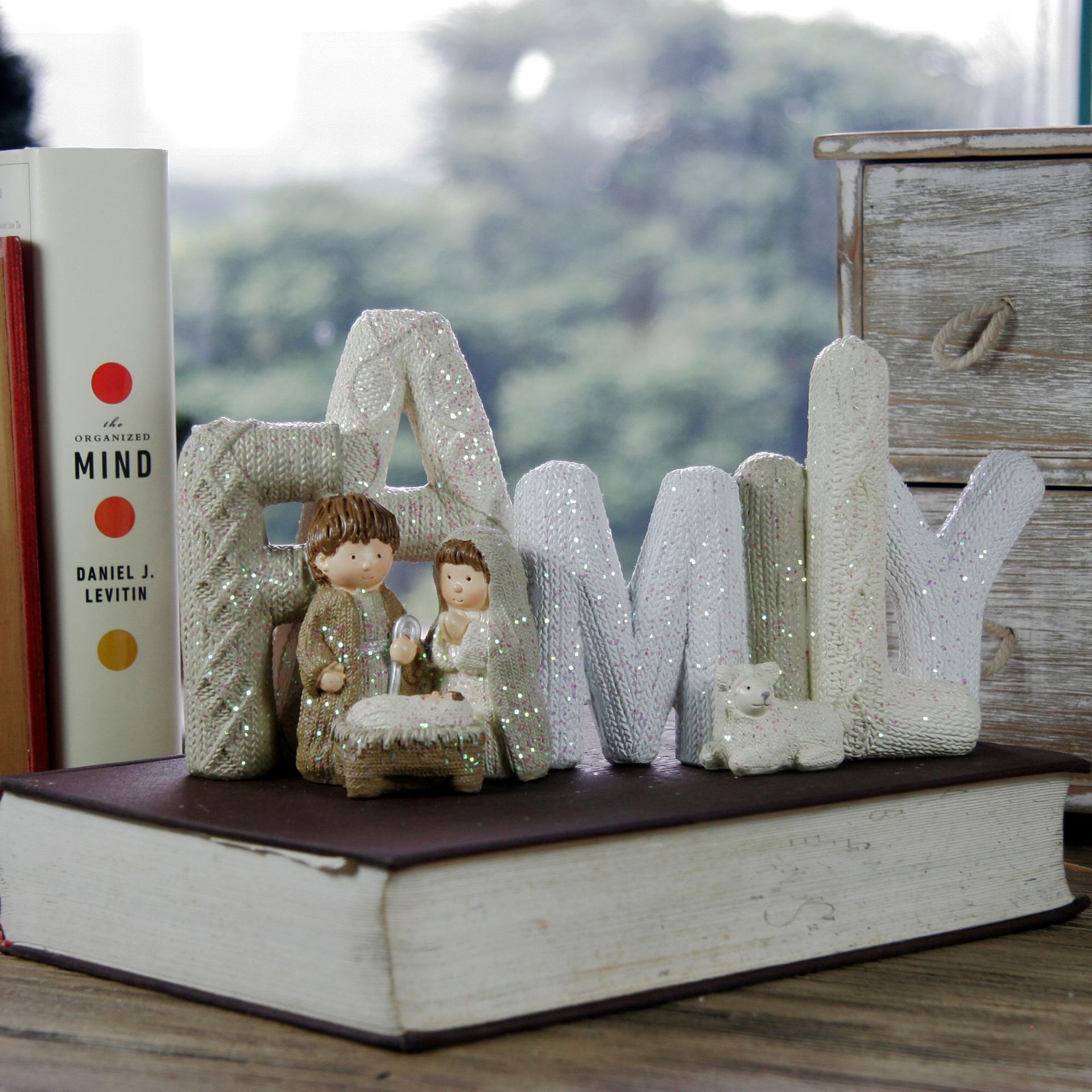 Handcrafts Family Nativity Statue