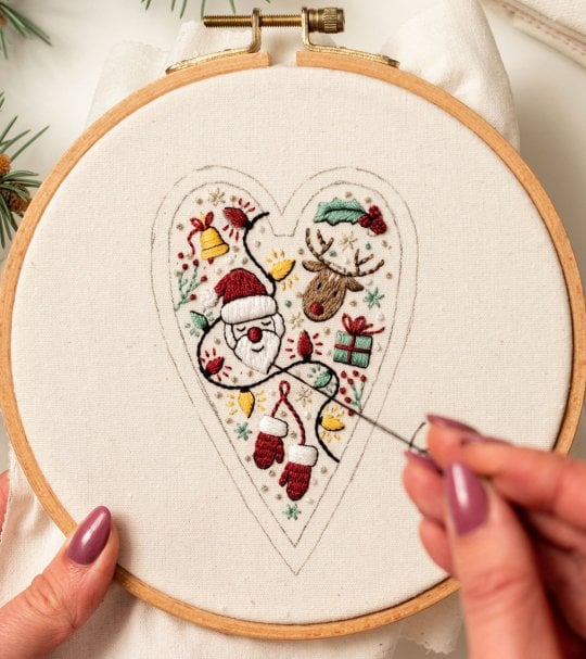 🔥Last Day Promotion 70% OFF🔥DIY Heart Shaped Hand Embroidered Christmas Ornament/Ornament Kit