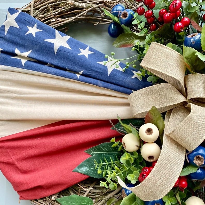 🏵100% Handmade Vintage American Flag Fallen Soldiers Memorial Rattan Wreath(𝐌𝐚𝐫𝐢𝐚𝐧𝐚 𝐒𝐦𝐢𝐭𝐡 𝐇𝐚𝐧𝐝𝐦𝐚𝐝𝐞®)