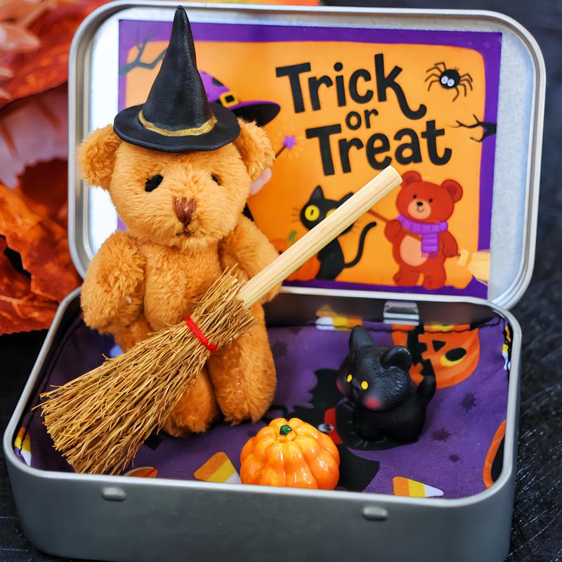 🍂TikTok Fall Sale — Last Day 70% OFF 🎉🧸Teddy Bear in a Box for Trick or Treat - Miniature Witcher🧙