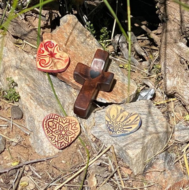 🎁TikTok Last Day Sale - 70% OFF🔥Wooden Cross Fingertip Stress Relief Gifts