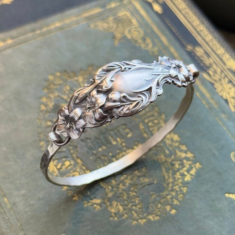 🔥LAST DAY 49% OFF✨Handmade Sterling Spoon Bangle - Crafted from Authentic Vintage Silverware