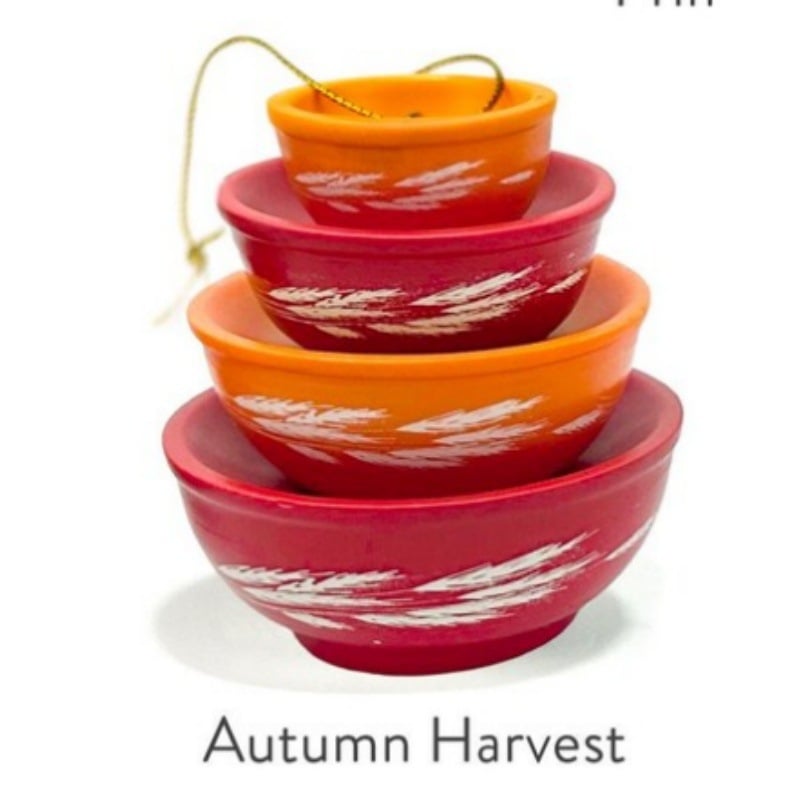 🎁Miniature Pyrex Bowl Stack Ornament 🔥(Buy 2 Free Shipping)