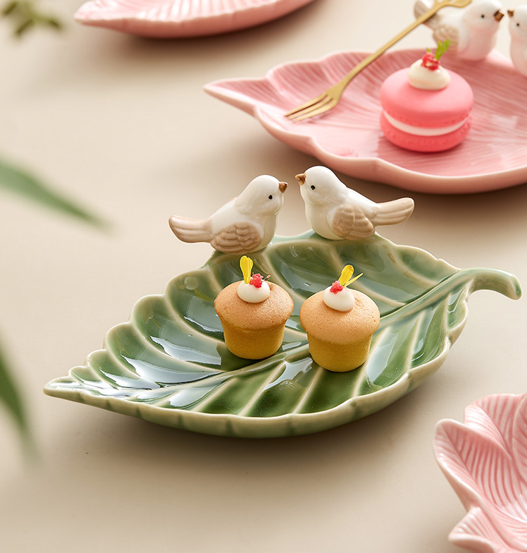 🌸 Handmade Ceramic Bird Flower Plate — Where Art Meets Functionality 🌟