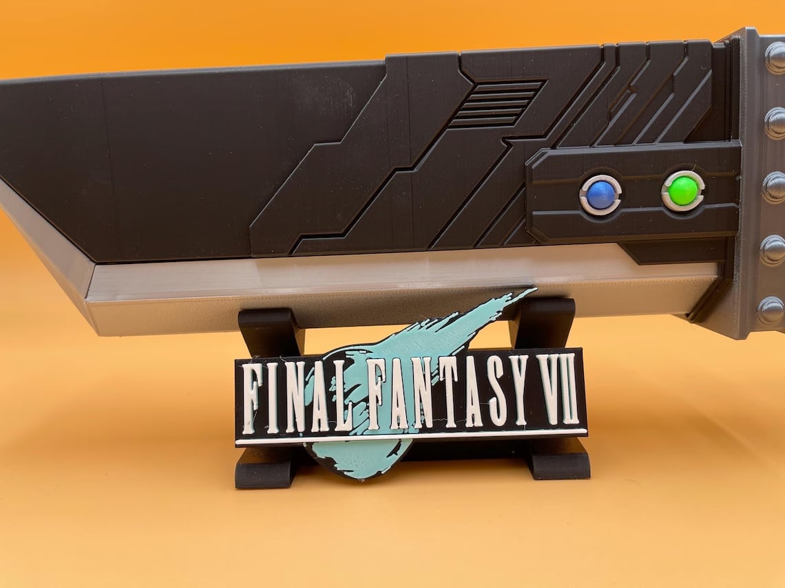 MTG Final Fantasy Buster Sword Deck Box