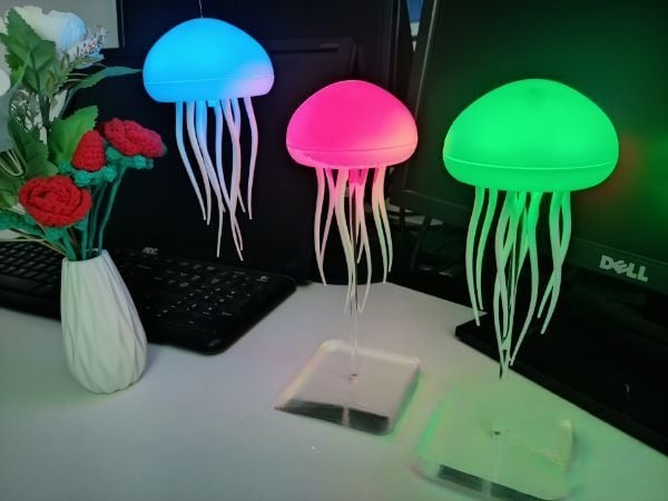 🔥Last Day Promotion 48% OFF-🎁-Voice Controlled Jellyfish Lamp