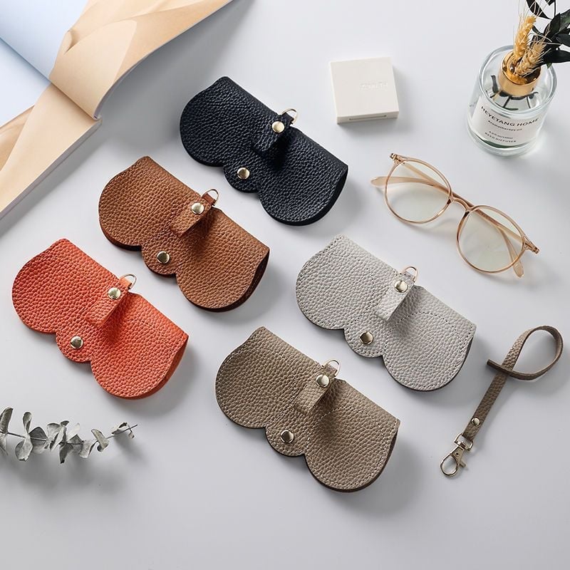 🔥HOT SALE 49% OFF🔥✨Soft Leather Sunglasses Bag👓️