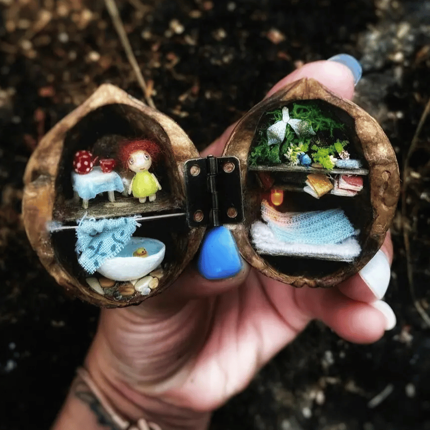 Handmade.🏠Walnut Shell doll house--mini library, tiny World inside walnuts