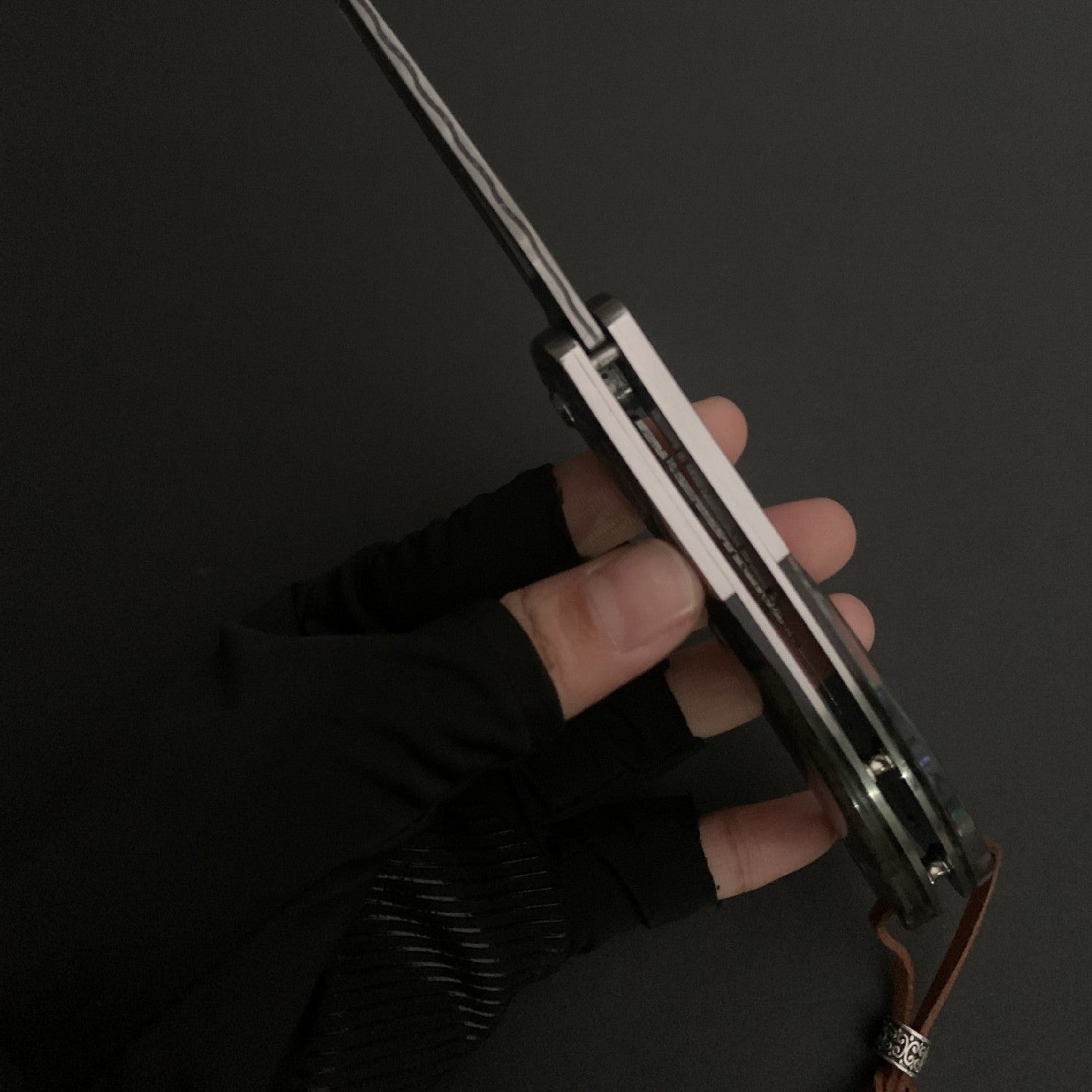 WOLF - VG10 EDC