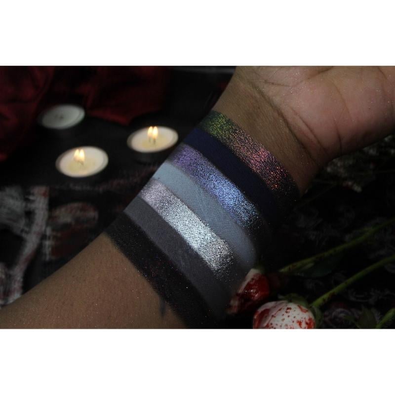🔥Last Day 50% OFF🖤Gothic-style Halloween Vamp Magnetic Palette👁