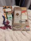 Date mit einem Buch und einem Drachen🎁KAUFEN SIE 2 UND ERHALTEN SIE 1 GRATIS