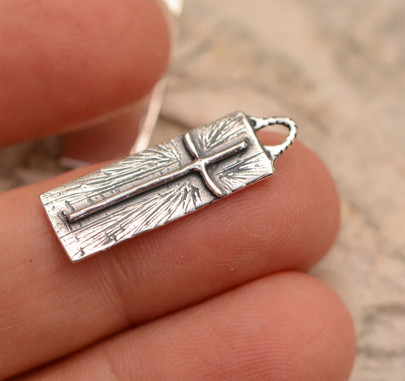 ✝️100% Handmade Silver Cross God Bless Gift (𝐂𝐡𝐚𝐝 𝐒𝐦𝐢𝐭𝐡 𝐇𝐚𝐧𝐝𝐦𝐚𝐝𝐞®)