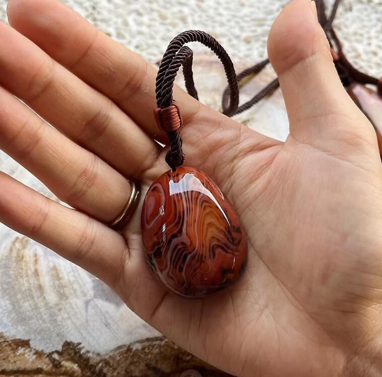 🔥Natural Twining Line Agate Rough Stone Pendant- Buy 3 Get 2 Free!