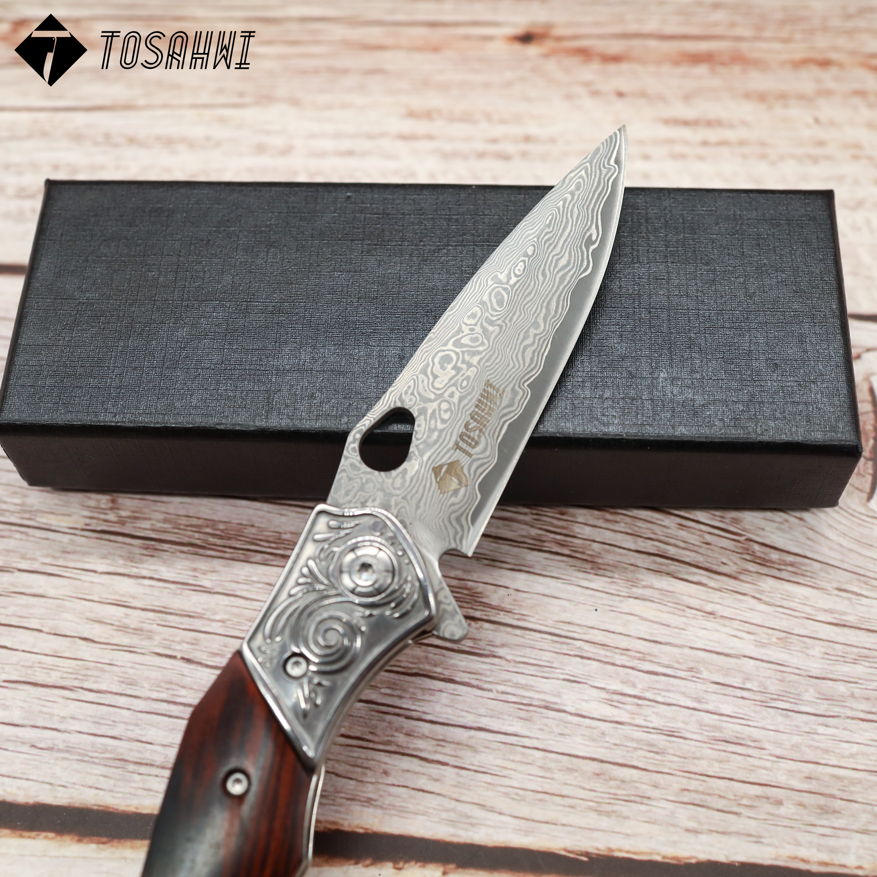 TOSAHWI HANDMADE Sandalwood Handle Folding Blades-69551