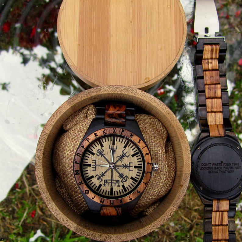 ⌚Wooden Engraved- Viking Compass Vegvisir Watch