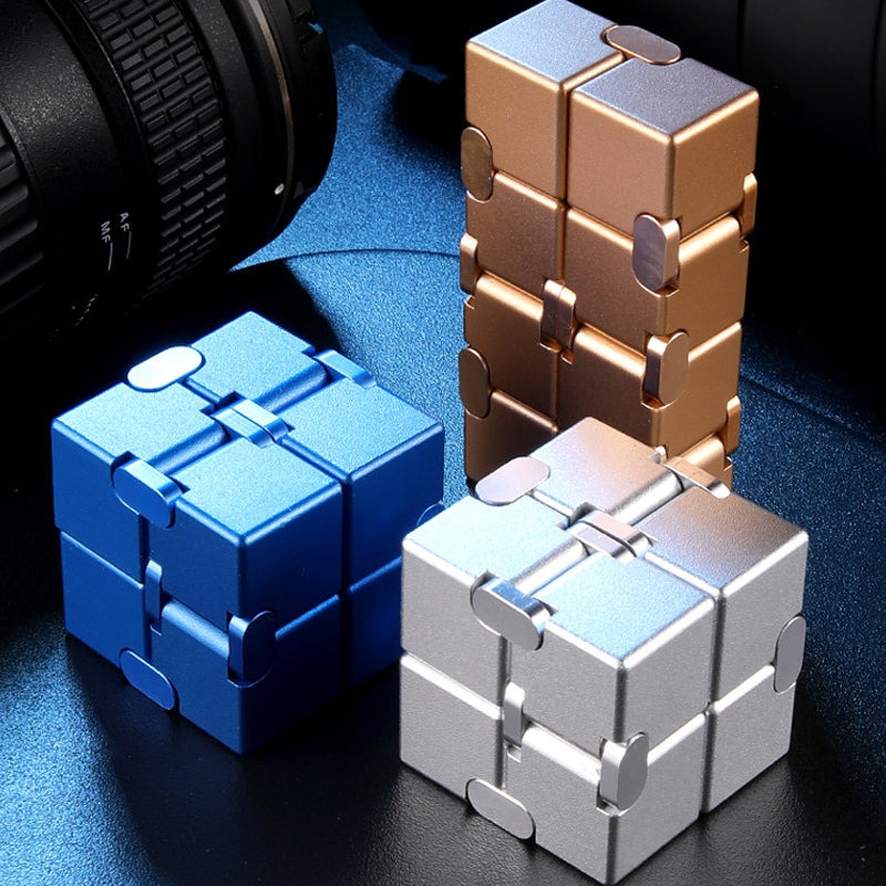 2024Infinity Cube