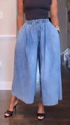 Ladies' Water Washed Loose Casual Jeans