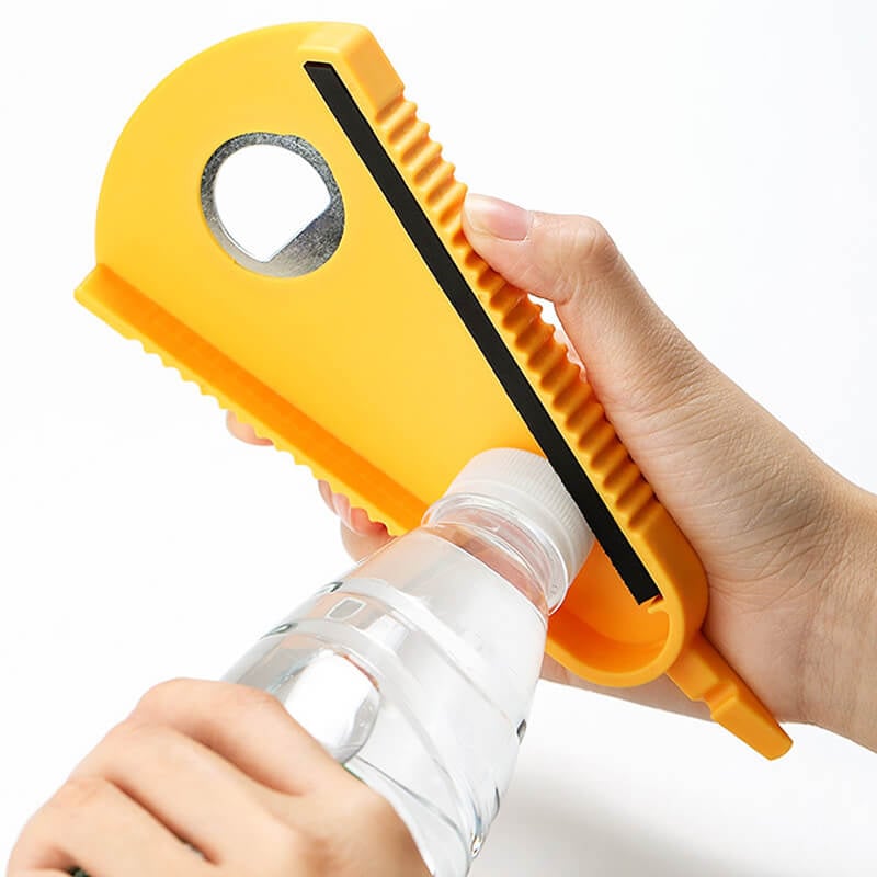 🍾Multifunctional and easy to use 5 in 1 glass opener