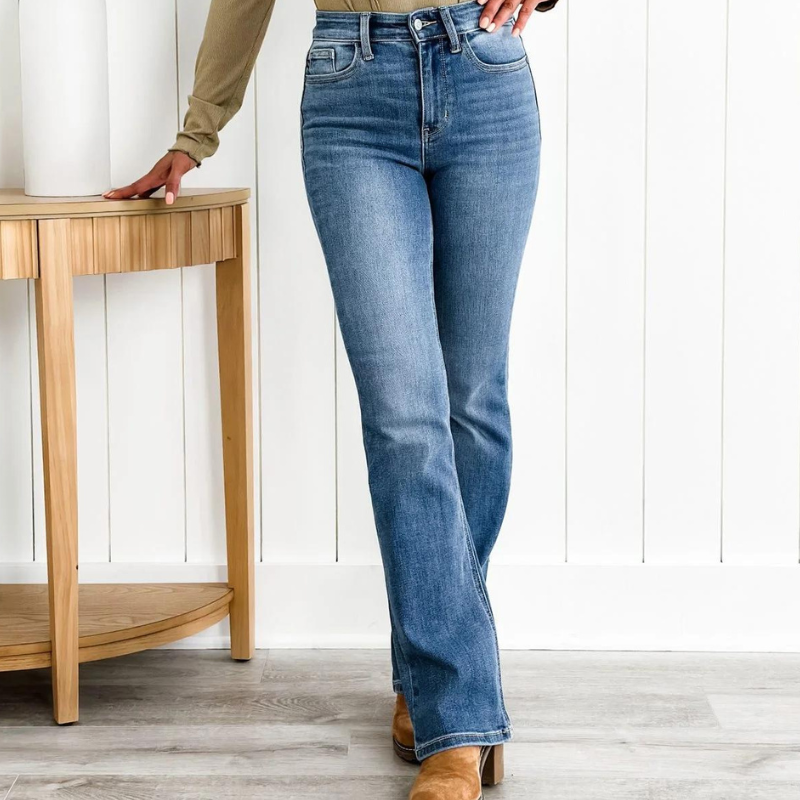 A pair of jeans that will change you 👖 Grail Tummy Control Bootcut Jeans