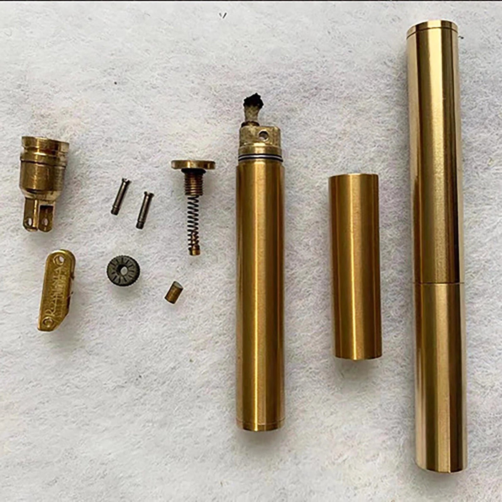 🔥Hot Sale 49% OFF -Brass Double Stick Smoke Type Kerosene Lighter🚬Can hold cigarette packs
