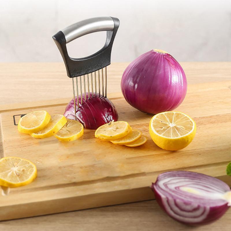 🔥Last Day Promotion - 60% OFF🎁Stainless Steel Onion Slice Holder✂️🍴