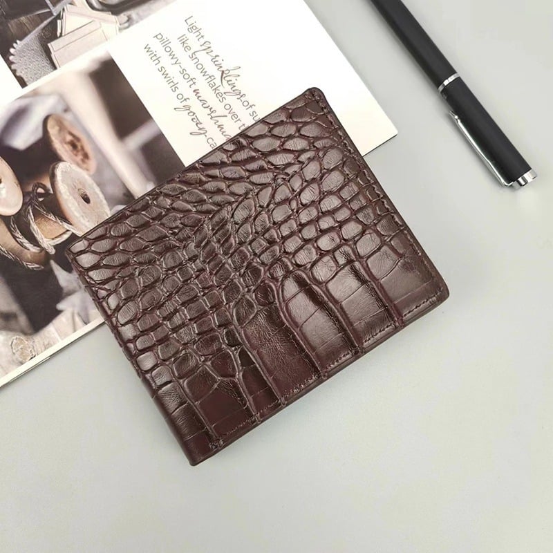 𝐃𝐚𝐯𝐢𝐝 𝐋𝐞𝐚𝐭𝐡𝐞𝐫 𝐂𝐫𝐚𝐟𝐭® Handmade Alligator Texture Wallet - Ready to Ship