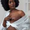 🏆#1 Bestselling🏆 ---- Go Braless! Seamless Nipple Cover (Latex-free and 100% Medical Silicone)