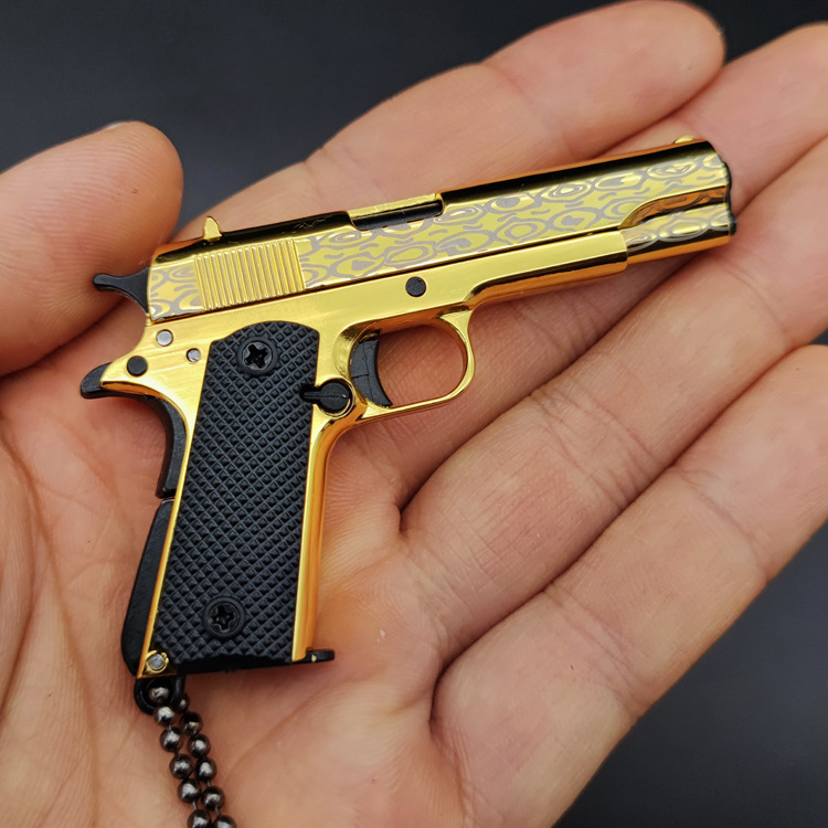 Malay pattern gold M1911 model keychain