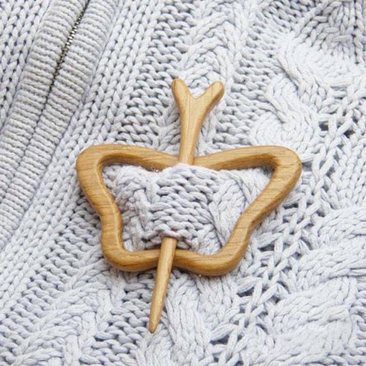 🔥LAST DAY 50% OFF🔥Brooch pin with wooden animal pattern (sweater clip)